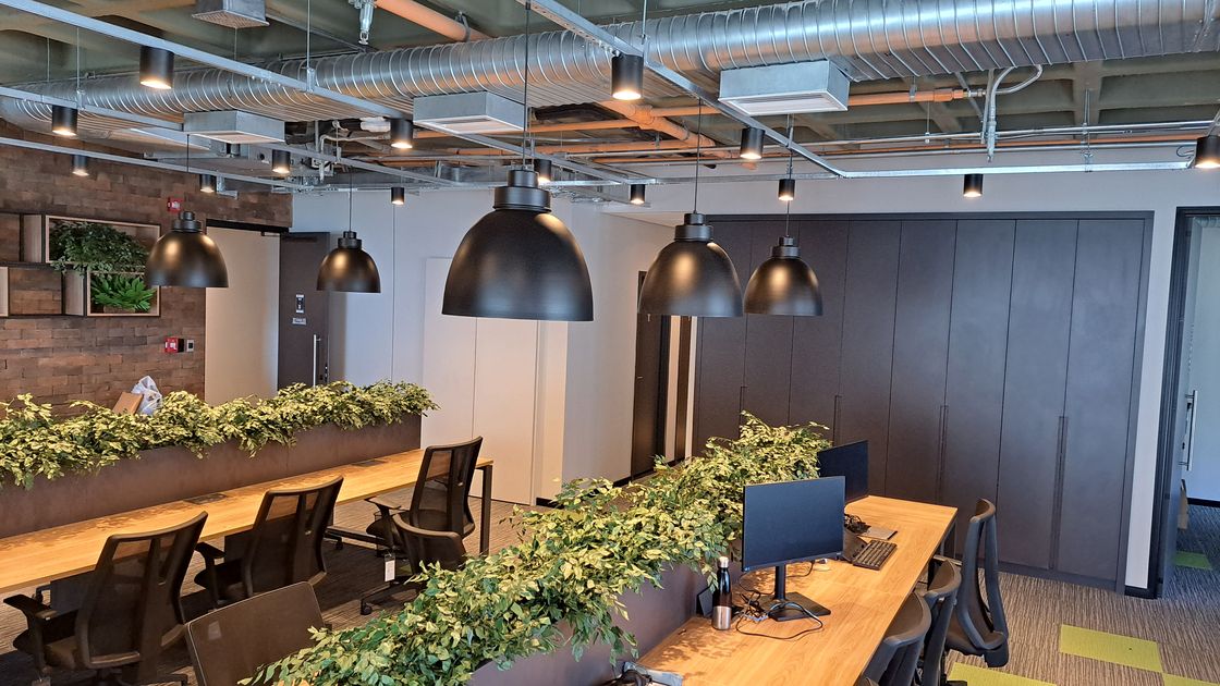 O mesmo escritório corporativo construído e entregue pela Vallim Engenharia
